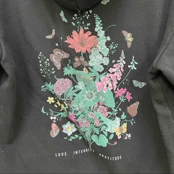 Social Scene ‘Love Integrity Gratitude’ Hoodie - Picture 3 of 5